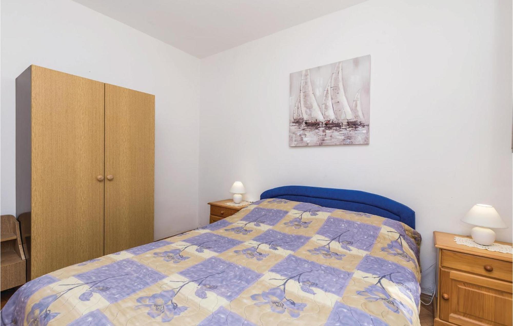 Stunning Apartment In Barbat-Rab With Wifi Barbat na Rabu 外观 照片