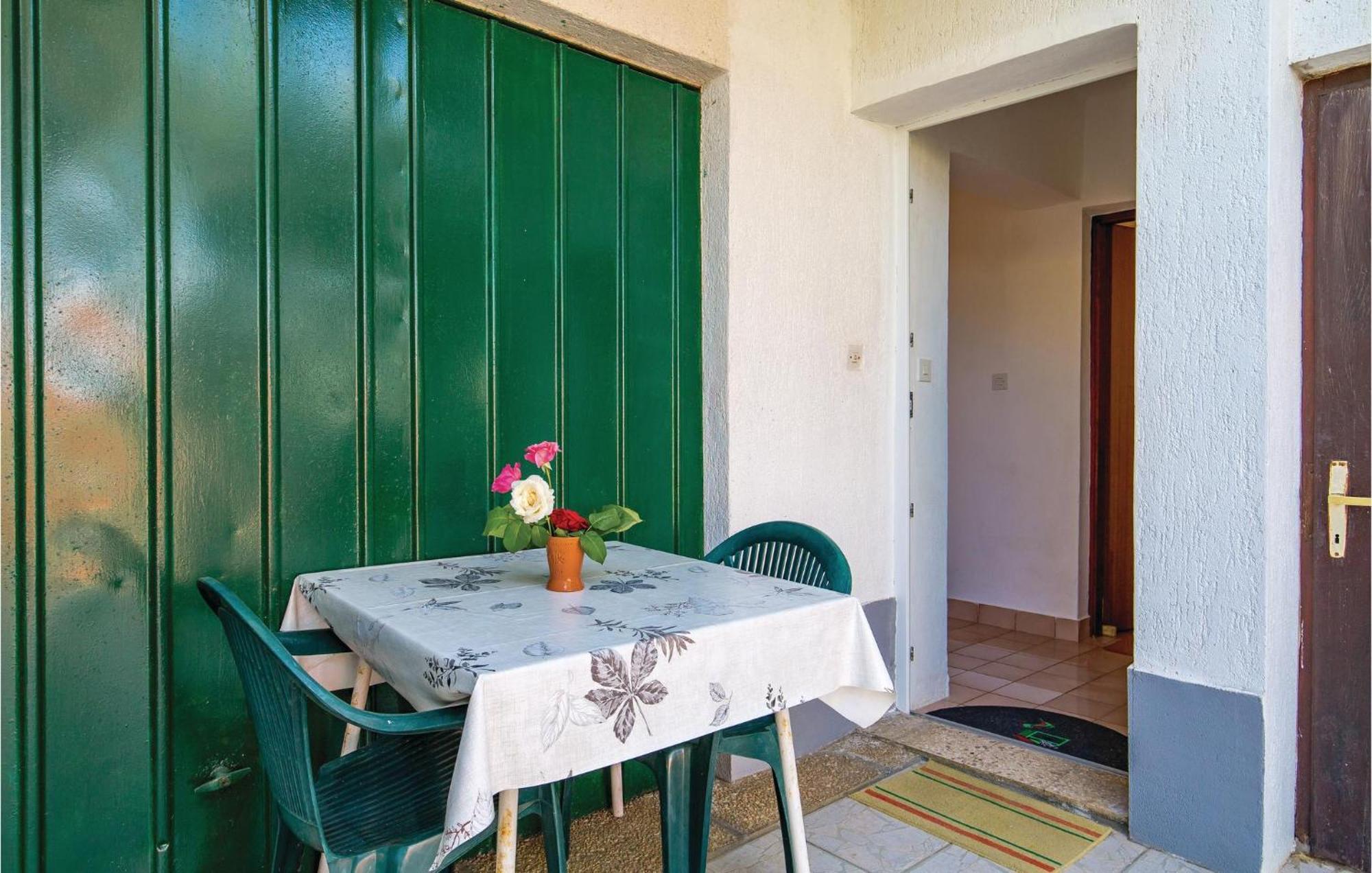 Stunning Apartment In Barbat-Rab With Wifi Barbat na Rabu 外观 照片